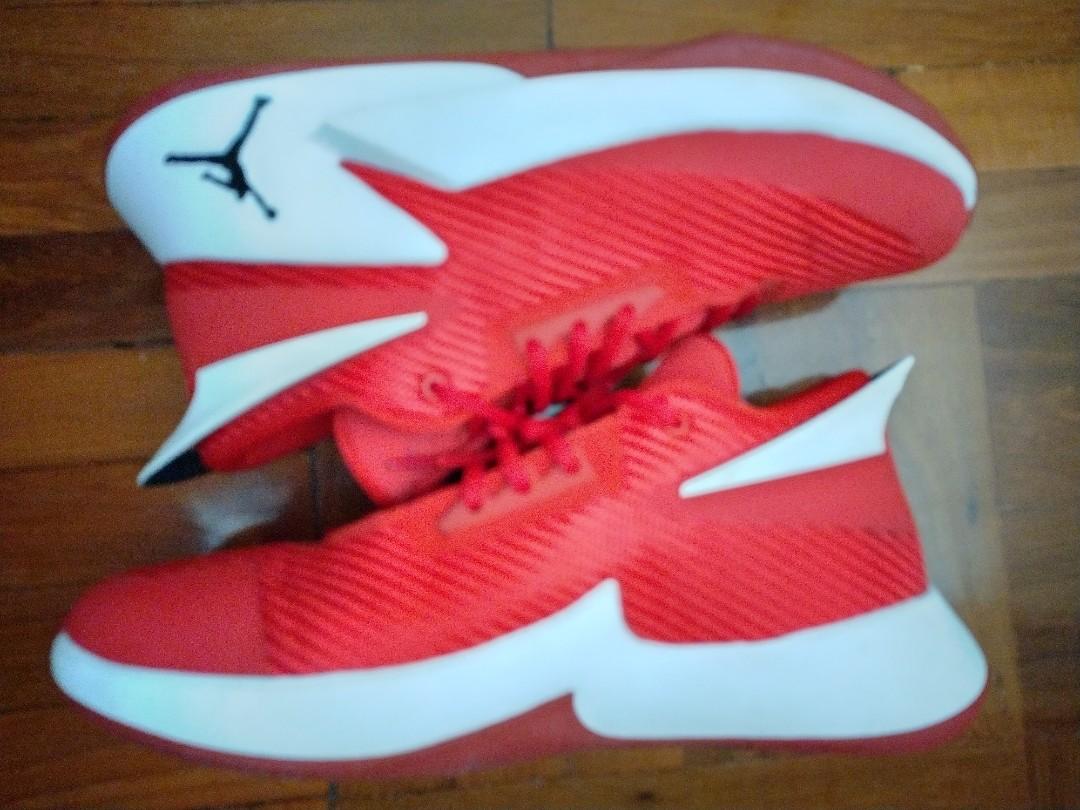 Nike air jordan best sale fly lockdown gym red