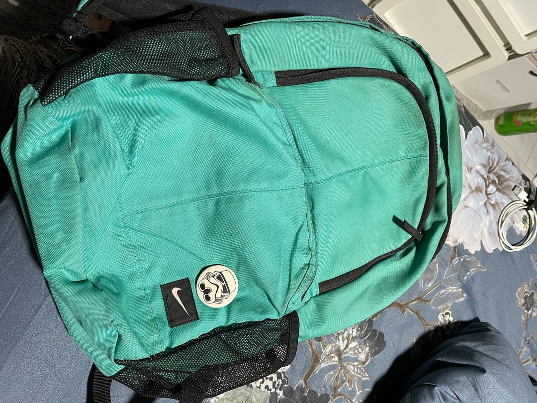 Nike backpack, Men's Fashion, Bags, Backpacks on Carousell
