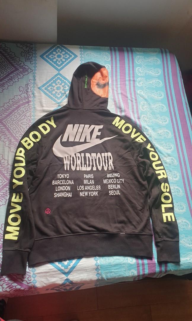 nike world tour hoodie move your sole