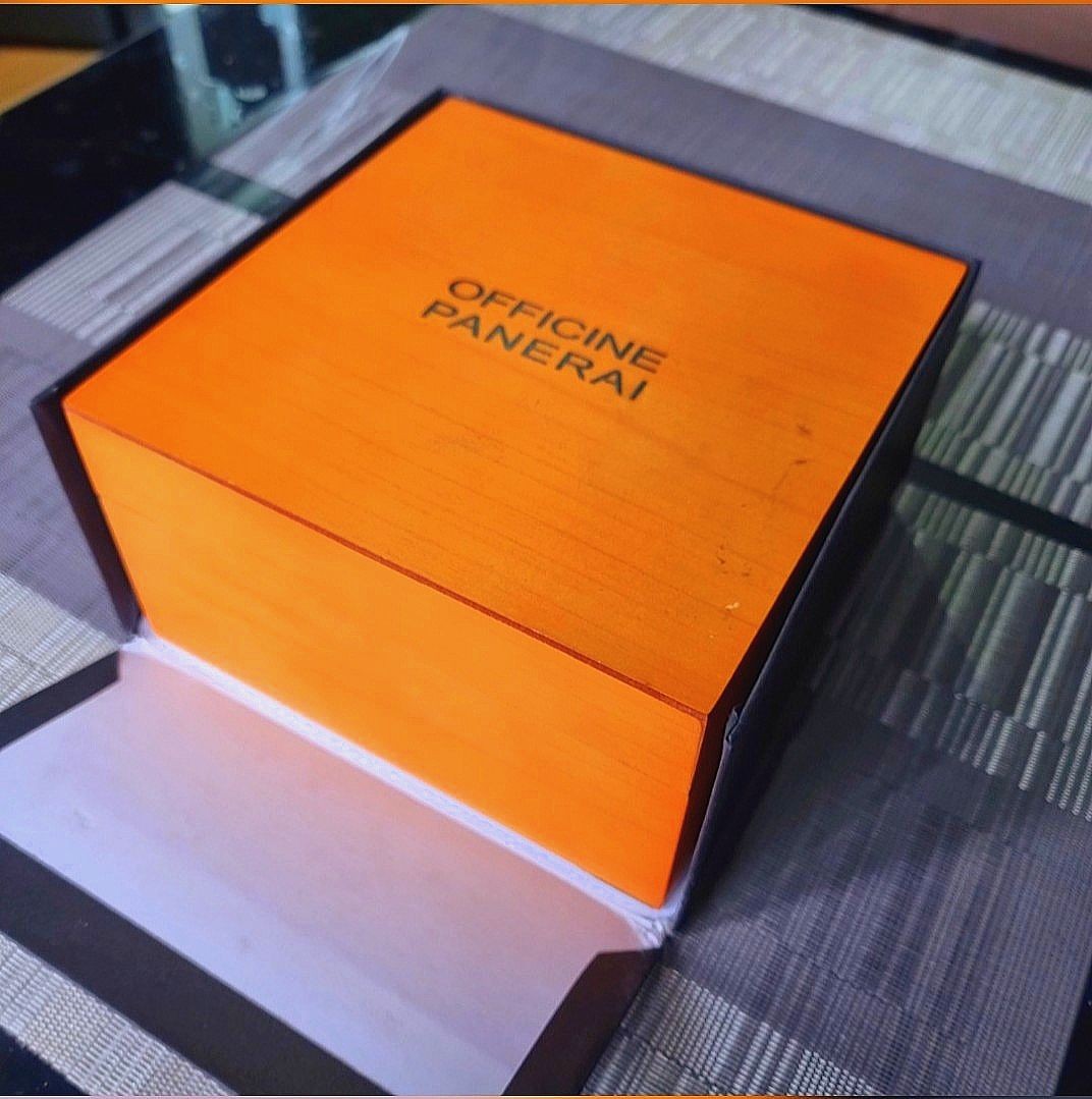 Original PANERAI watch box with cert, screw driver and original watch