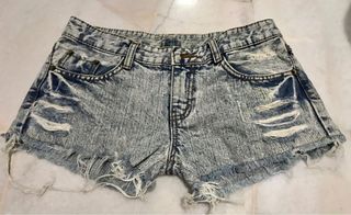 (Category: ) located in . Submitted by myclearancecorner (Listing ID 1124362408, Image 1). Description: .