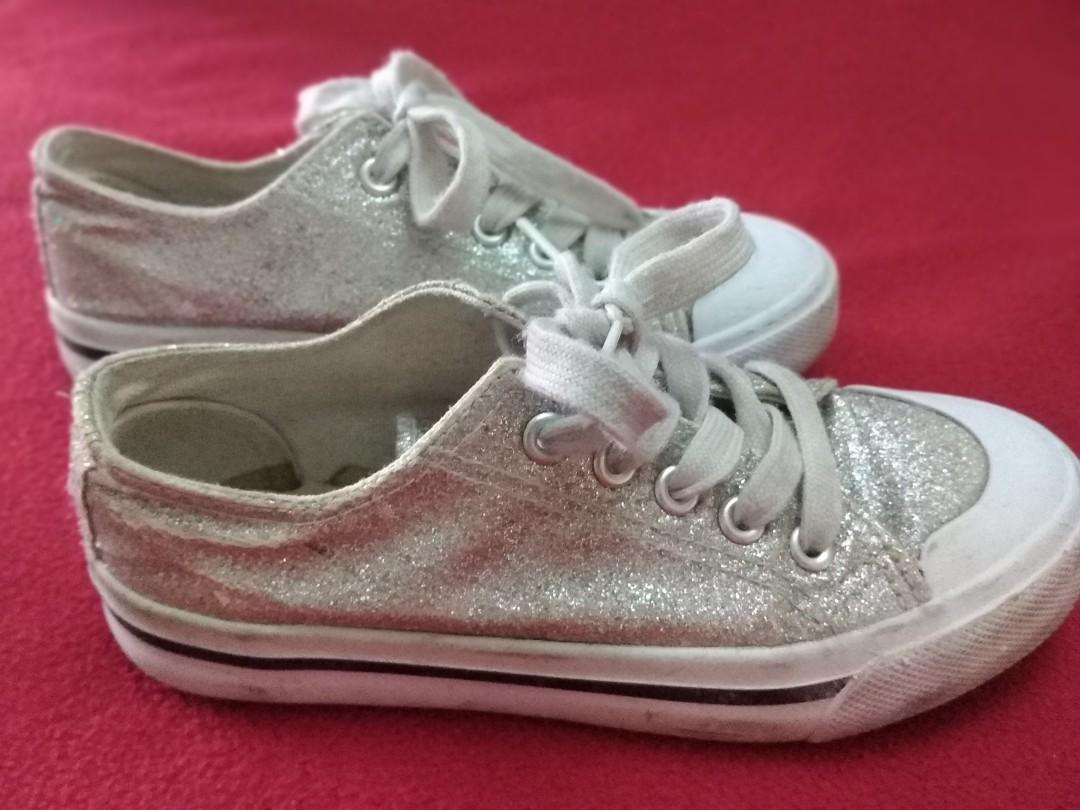 Roebuck Co. Kids Silver Shoes As Is. Size 1M 8.5