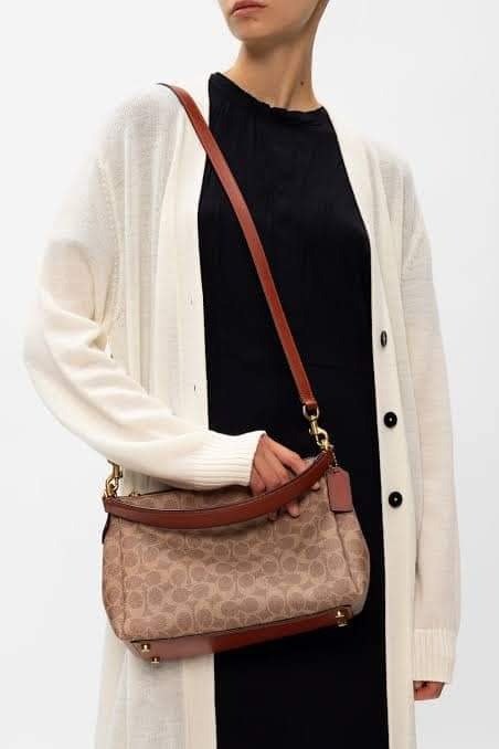 Shay crossbody deals