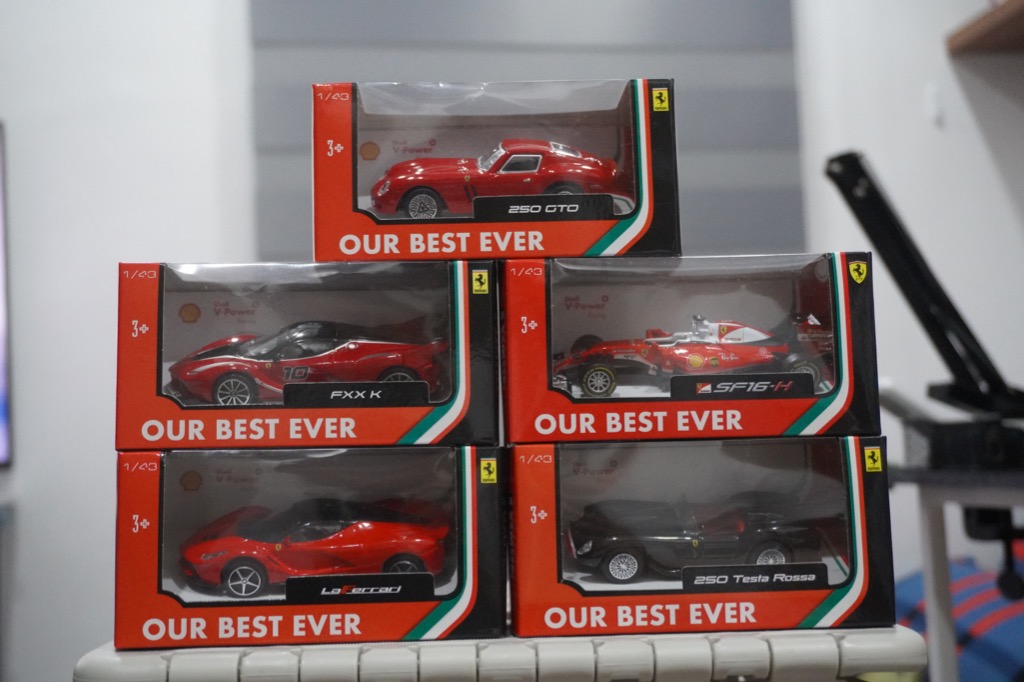 Shell ferrari hot sale toys