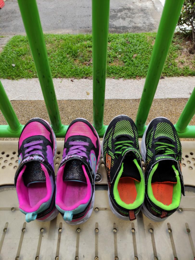 Skechers light deals up size 2