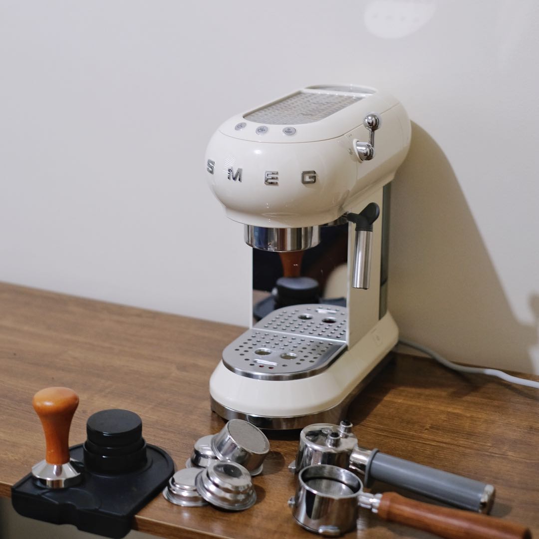 Smeg Espresso Machine, Furniture \u0026 Home 
