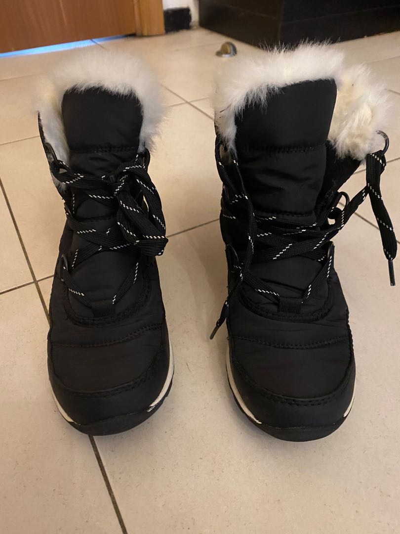 Sorel Girls Winter Boots size US 5.5