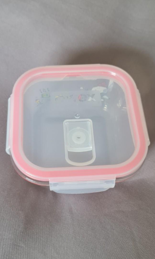 Snoopy Peanuts x Pyrex Airtight Glass Container, Furniture & Home Living, Kitchenware