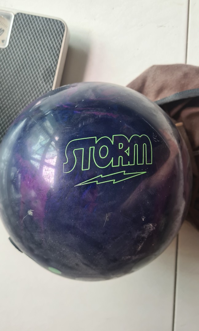 15lb Storm HyRoad Bowling Ball Balls