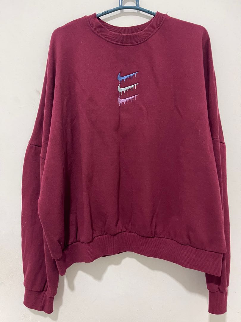 nike drip crewneck