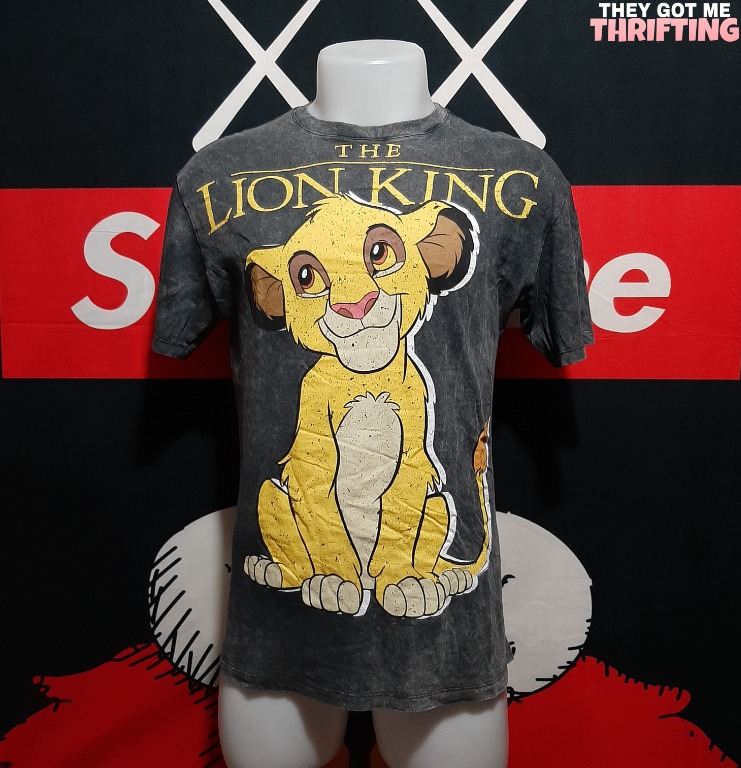 Bershka simba sales t shirt