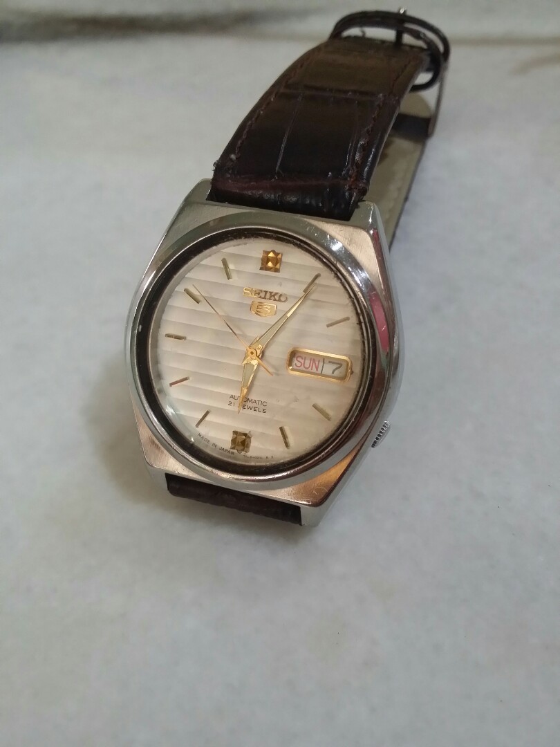 seiko 5 royal oak