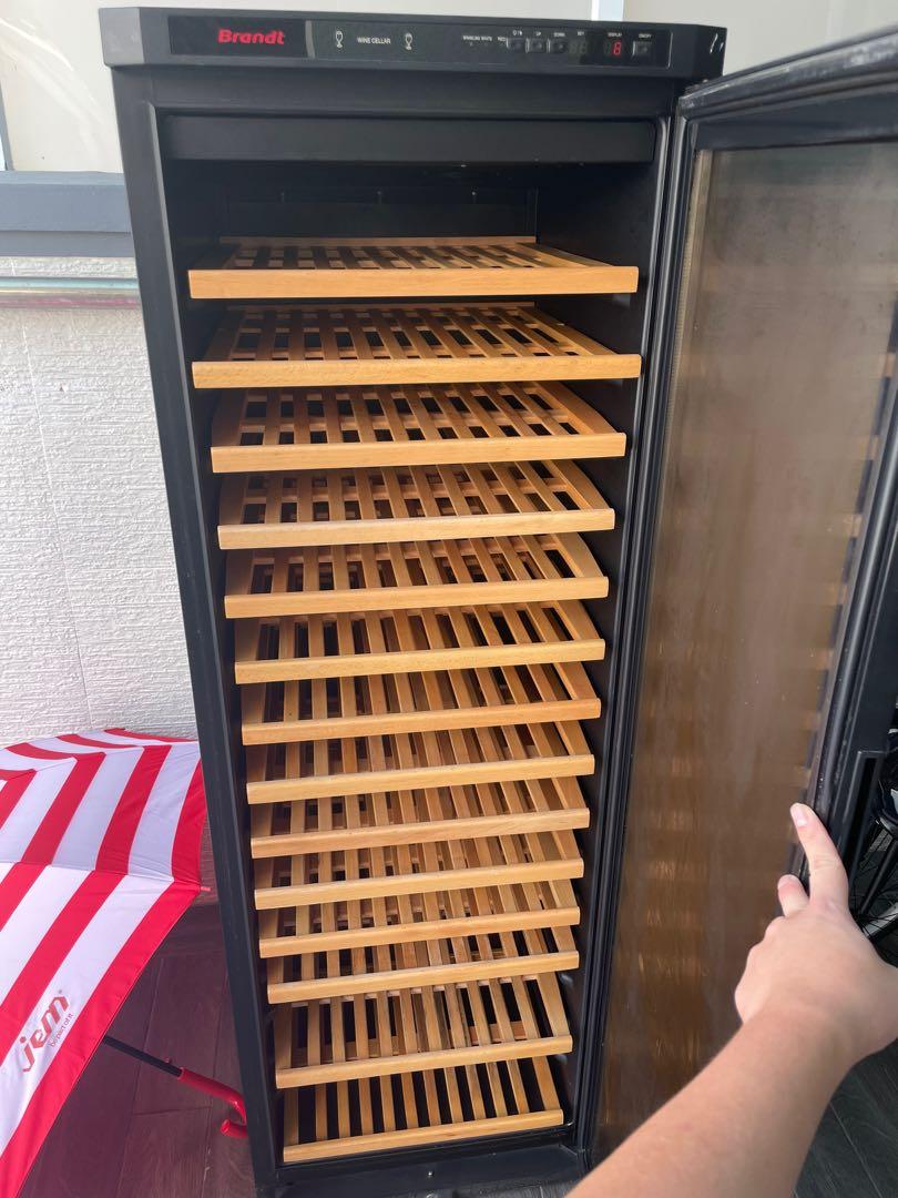 150+ bottles Brandt wine fridge / chiller / cellar / cooler, TV & Home