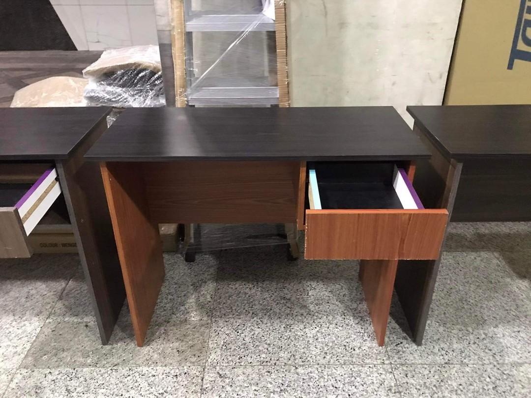 2ND HAND OFFICE TABLE WITH ISSUES, Furniture & Home Living, Office