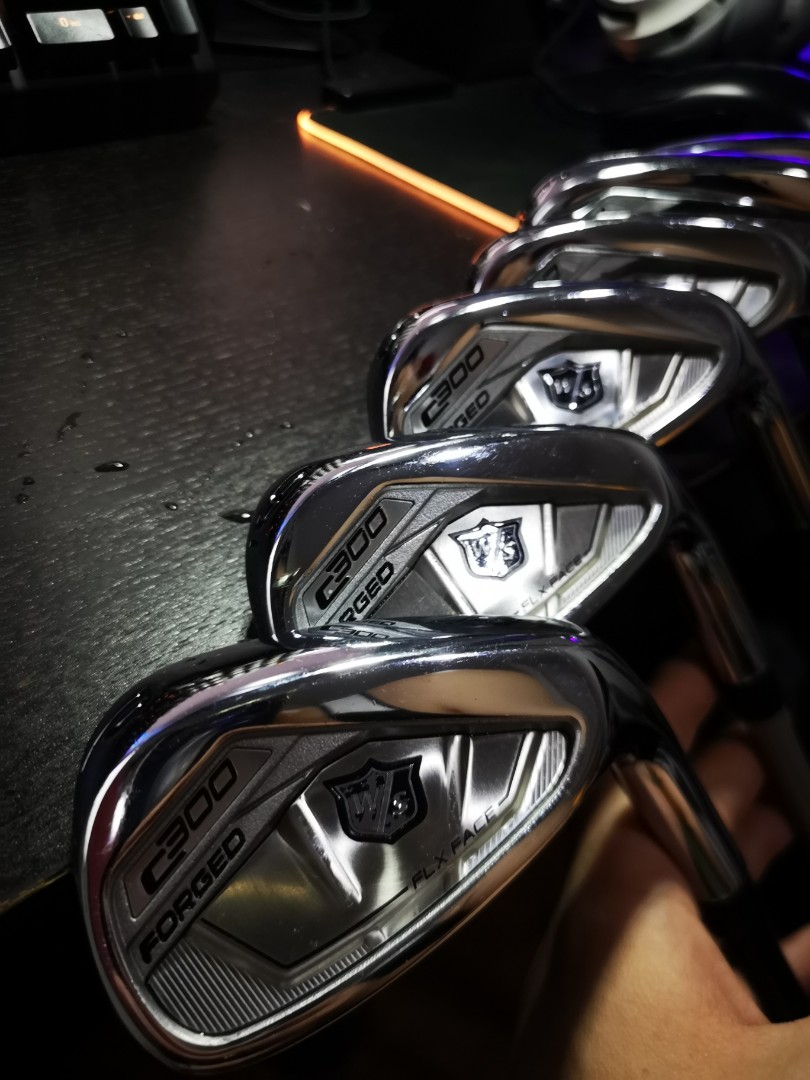 Beginner golf Irons 2018 Wilson C300 Irons, Sports Equipment