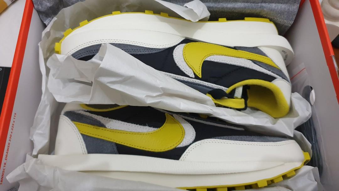 Goat store nike sacai