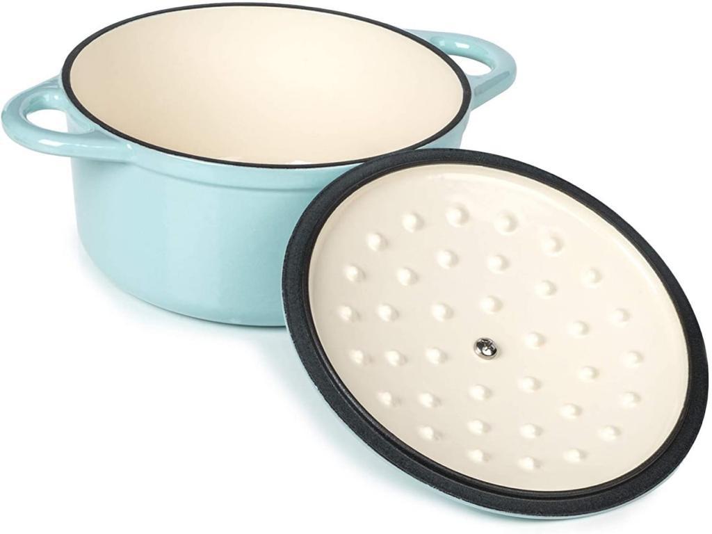 Cast Iron Casserol Dish, Furniture & Home Living, Kitchenware