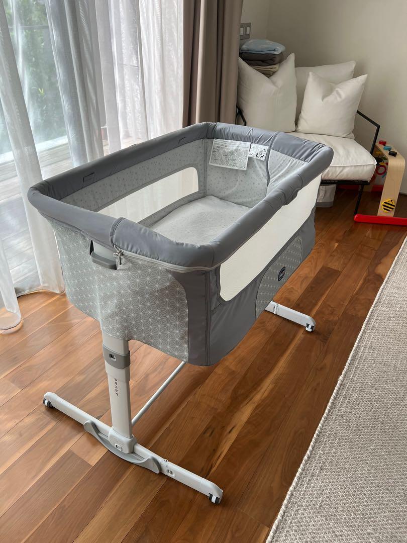 Chicco Co Sleeper Next2Me Dream with Rocking Mode Babies Kids