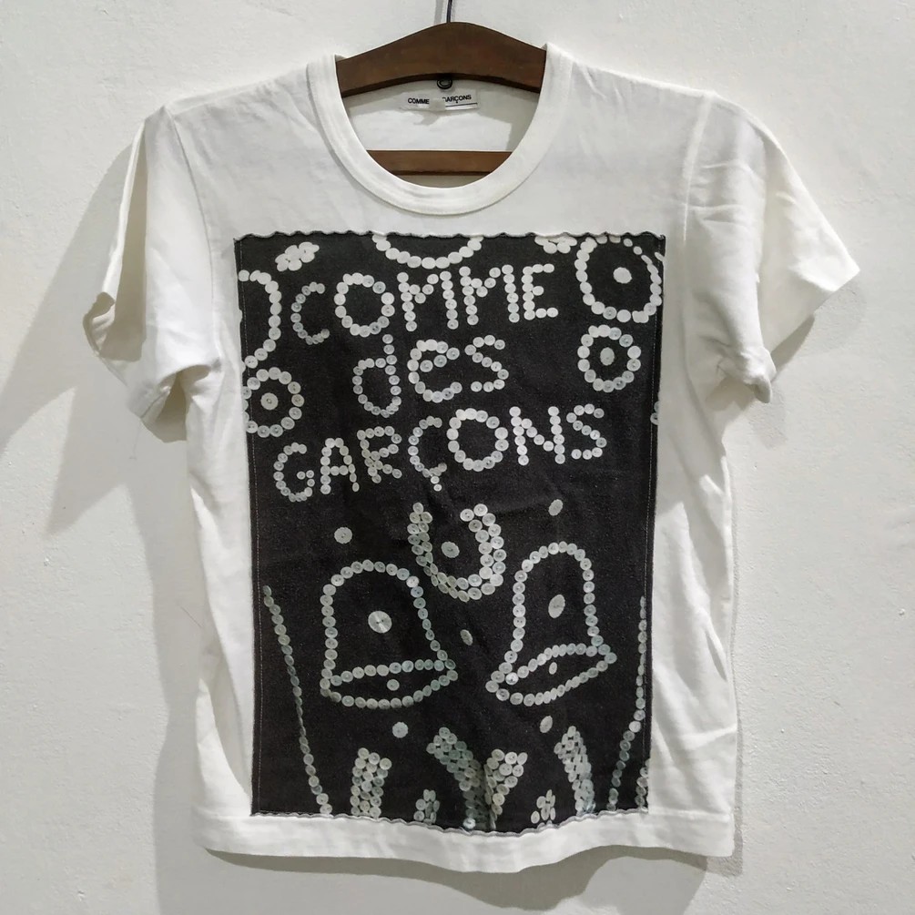Comme des garcons spelling discount