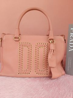 (Category: ) located in . Submitted by nhackcloset (Listing ID 1124637284, Image 1). Description: .