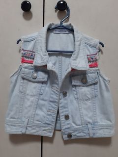 (Category: ) located in . Submitted by abiespreloved (Listing ID 1124625408, Image 1). Description: .