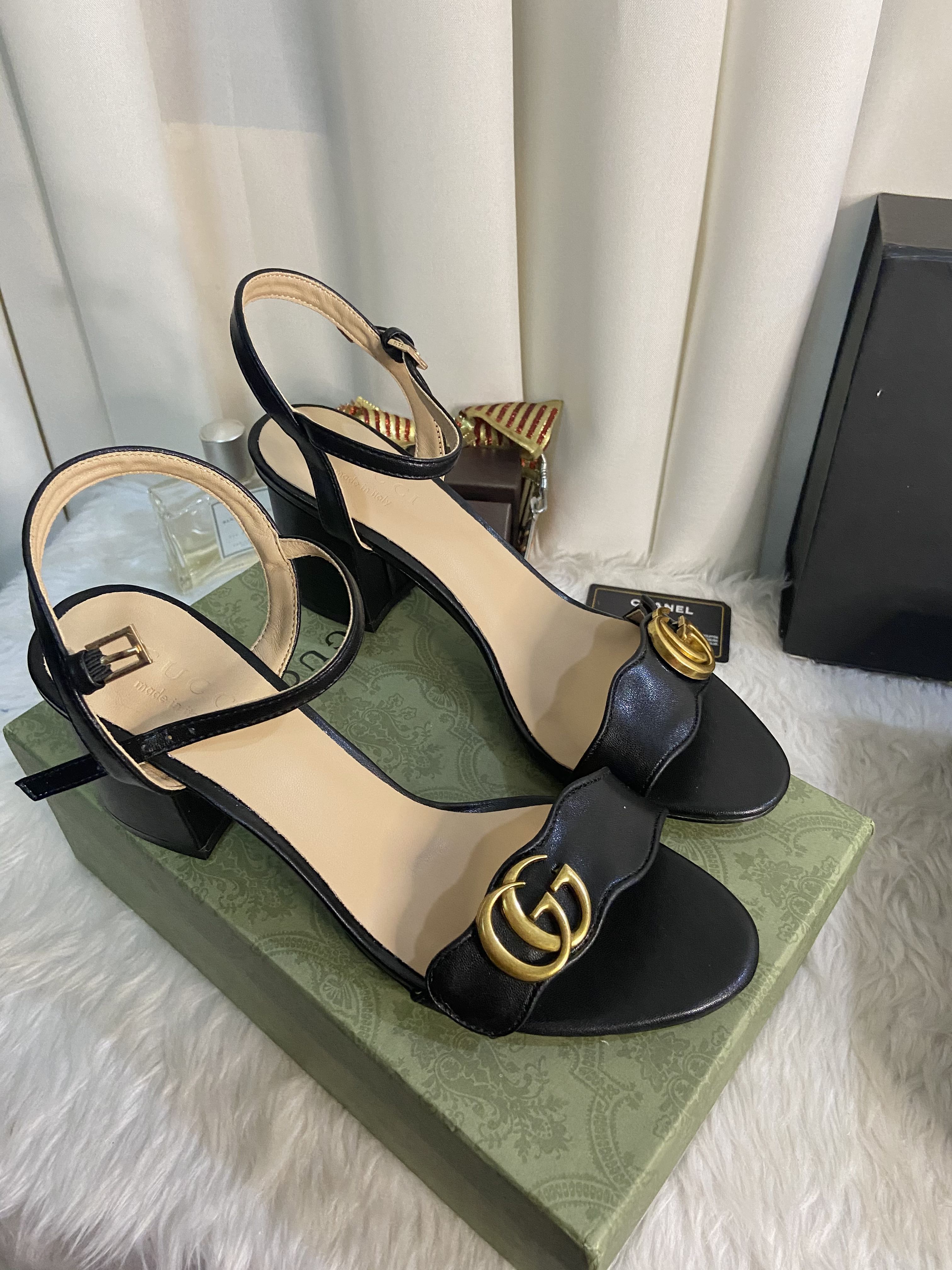 Gucci marmont shop mid heel sandal