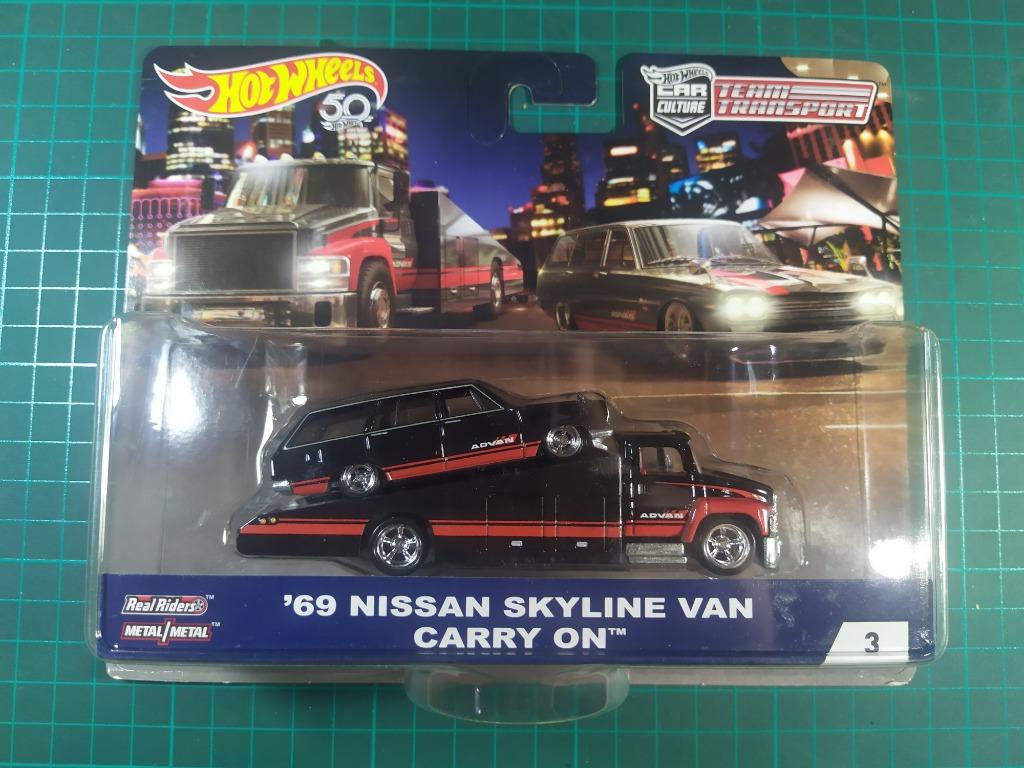 Nissan skyline van carry on top