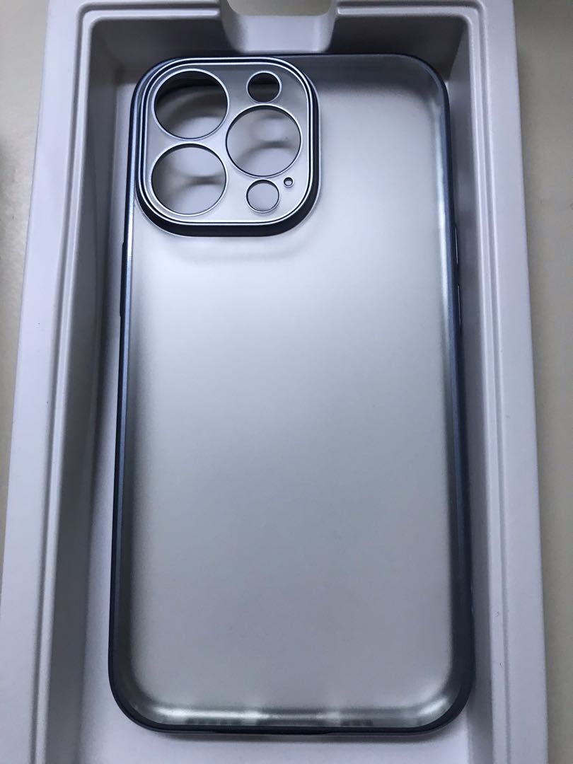 Iphone 13 Pro Blue metallic case and screen cover, Mobile Phones