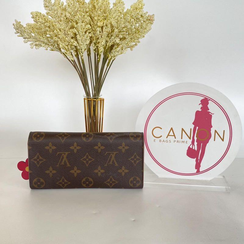 Louis Vuitton® LV Charms Card Holder Monogram Rose Ballerine. Size in 2023