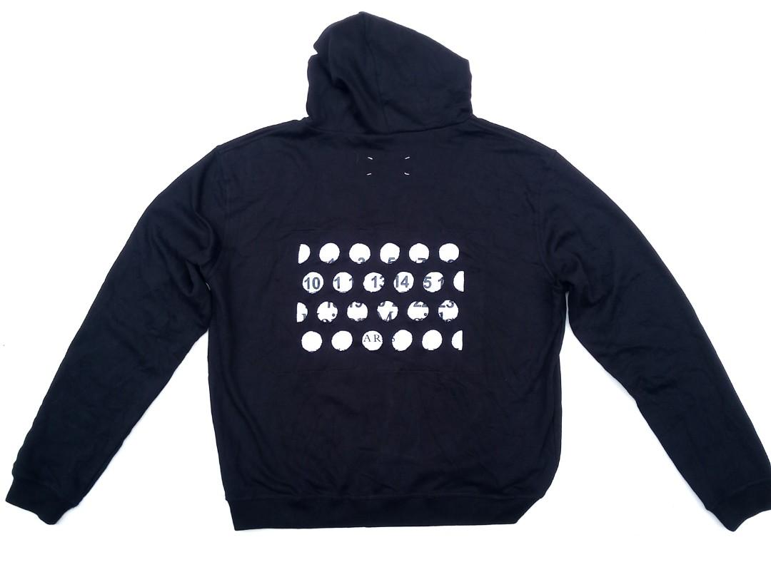 Maison margiela punched holes logo hoodie deals