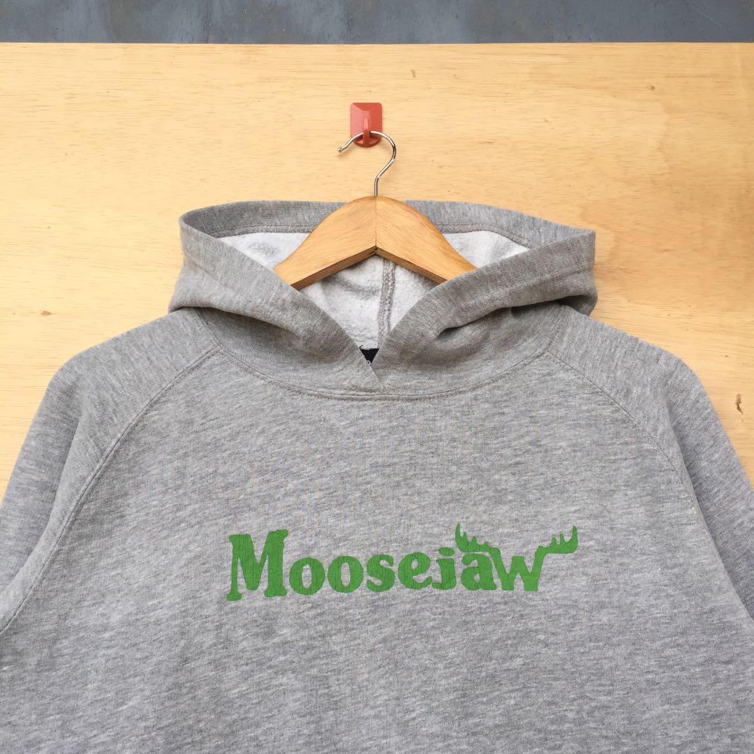 Moosejaw sweatshirt 2025