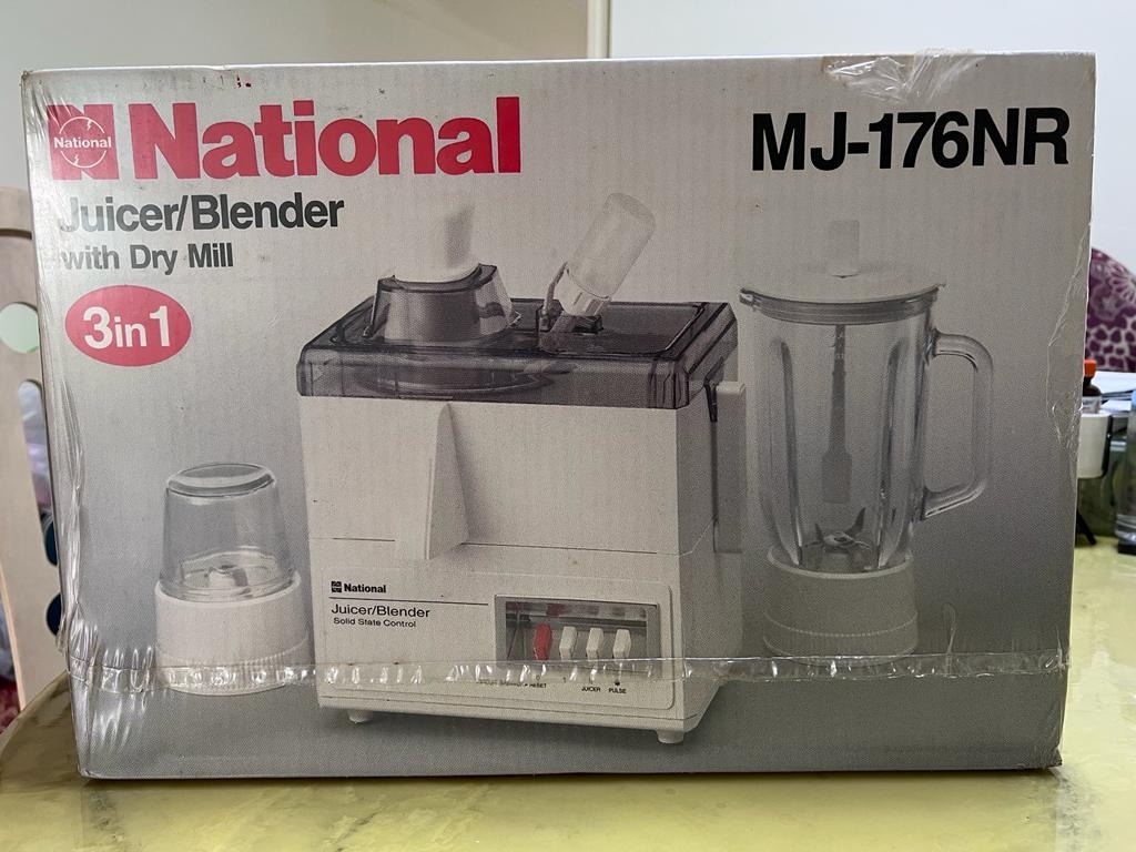 National 3 in 1 Juicer, blender w dry mill, TV & Home Appliances