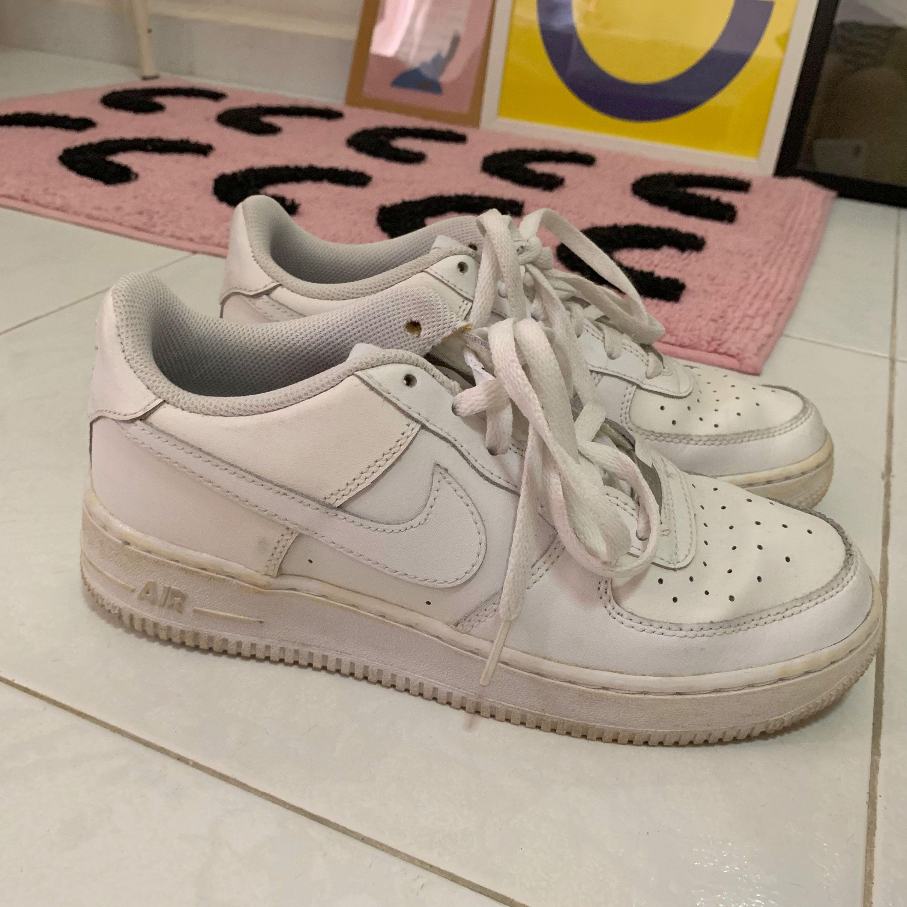 Nike air force store 1 size 6 white