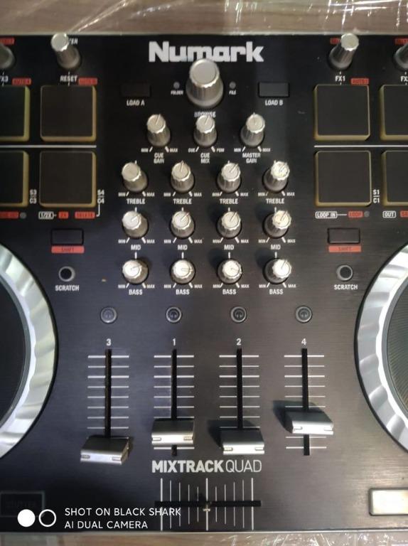 Numark Mixtrack Quad 4channel DJ Controller, Electronics, Audio on