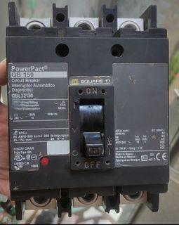 powerpact  QB 150 molded case circuit breaker 150 amps 3 poles series QB made in mexico