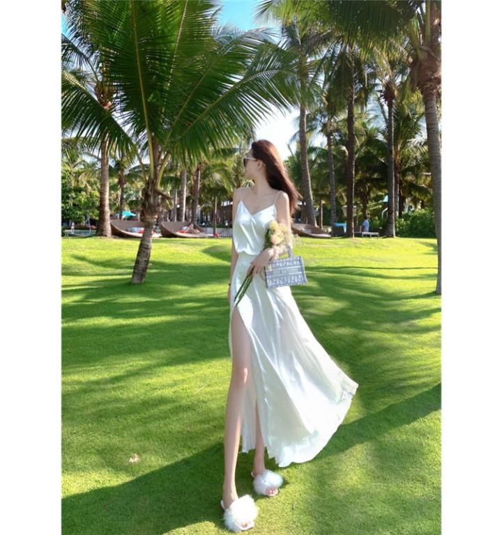 Beach store skirt bride