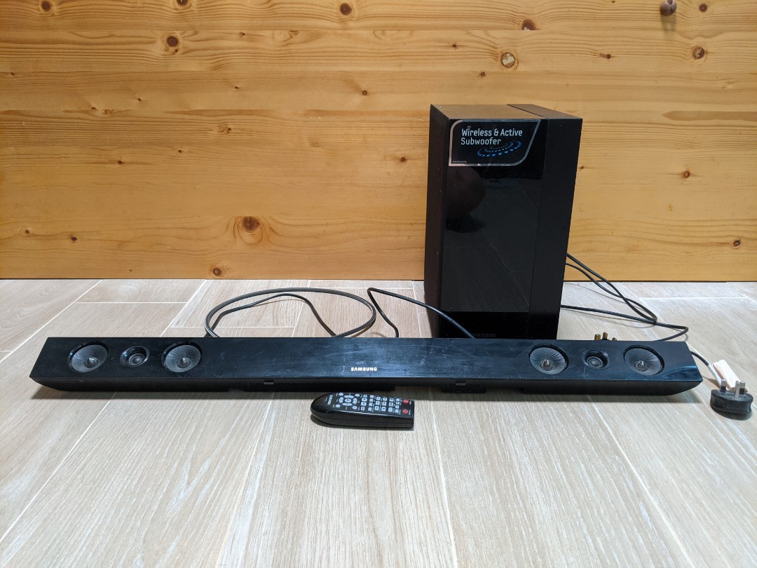 三星Samsung Soundbar HW E450 連Subwoofer 揚聲器2.1組合, 音響器材, Soundbar、揚聲器、藍牙喇叭