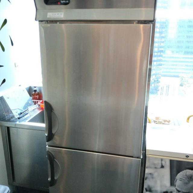 sanyo fridge