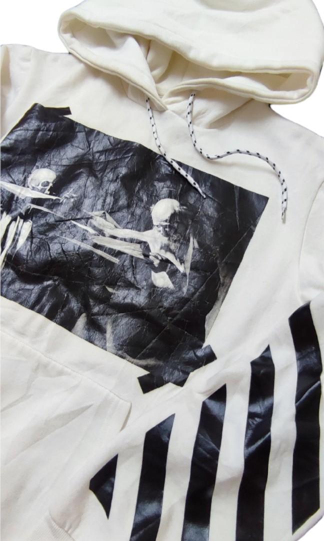 Off white jesus skull hotsell hoodie