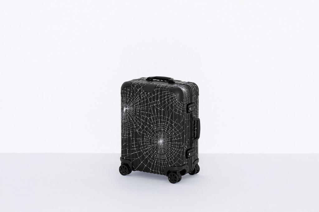 🌟接受消費券🌟Supreme x Rimowa Cabin Plus 22