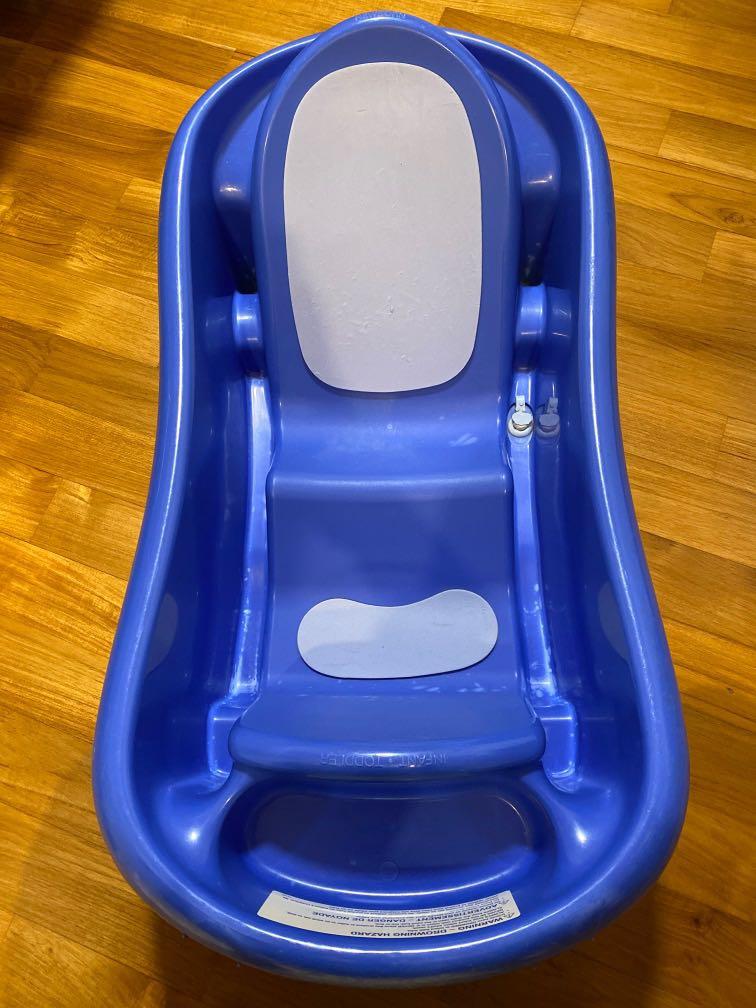 The First Years Bath Tub with Puku Stand, Babies & Kids, Bathing