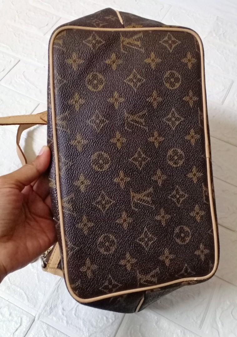 louis vuitton travel tote bag