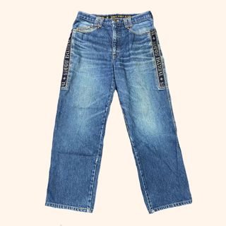 (Category: ) located in . Submitted by 2ndhandpickstore (Listing ID 1124638400, Image 1). Description: .
