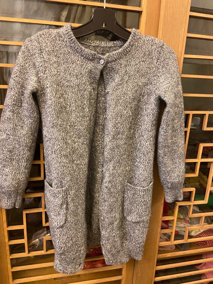Wool Winter jacket （分類：外套及戶外衣服）位於 Hong Kong。 由 adedebbie 提交（商品編號 1124626451，圖片 1）。簡介： Worn just once but not my size. Good for the cold weather. Will fit size 34-36。