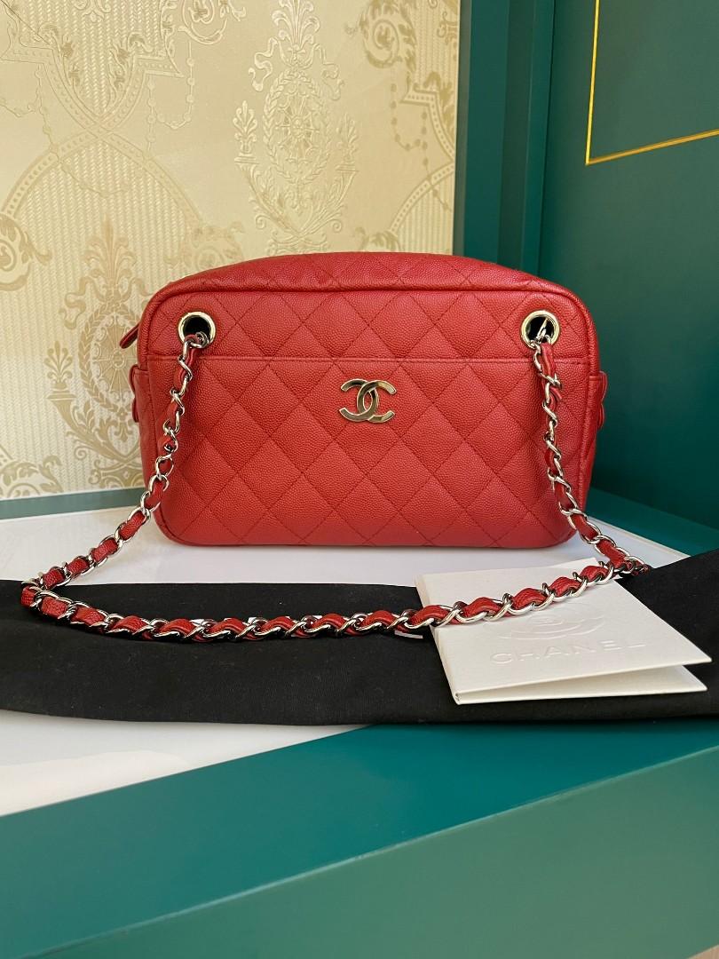25 Chanel Camera Case Shoulder Bag Red Caviar SHW