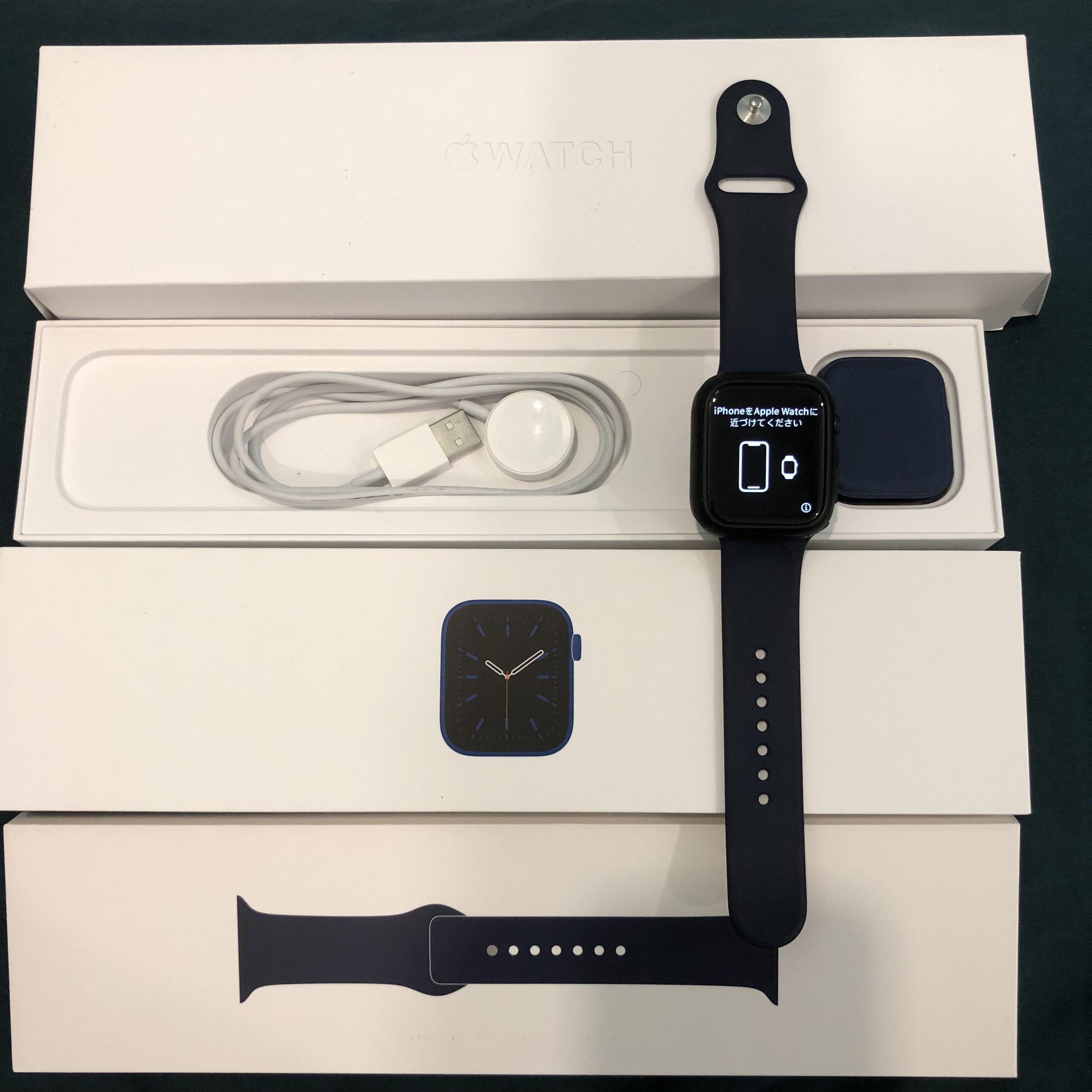 What comes in the apple watch series 6 box deals