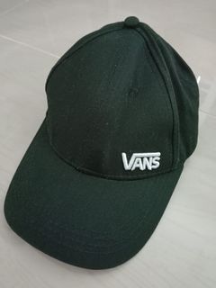 (Category: ) located in . Submitted by monnepreloved (Listing ID 1129028178, Image 1). Description: .