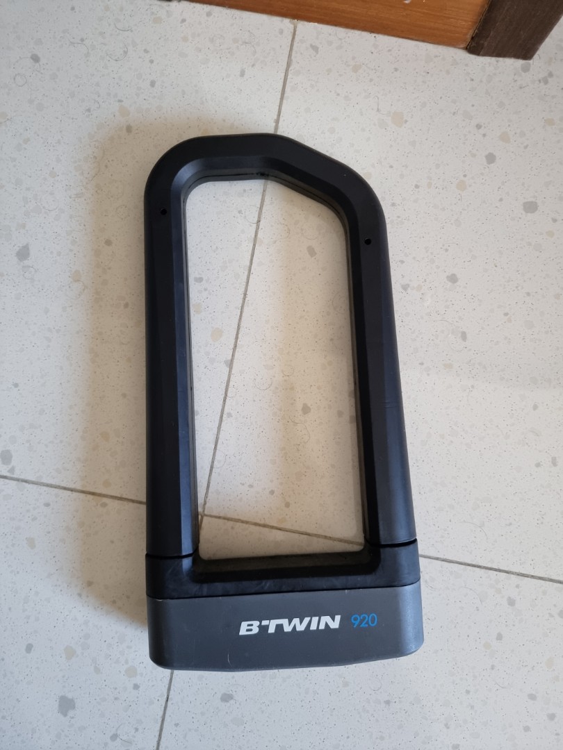 Btwin 920 Bike Lock, Sports Equipment, Bicycles & Parts, Parts & Accessories on Carousell