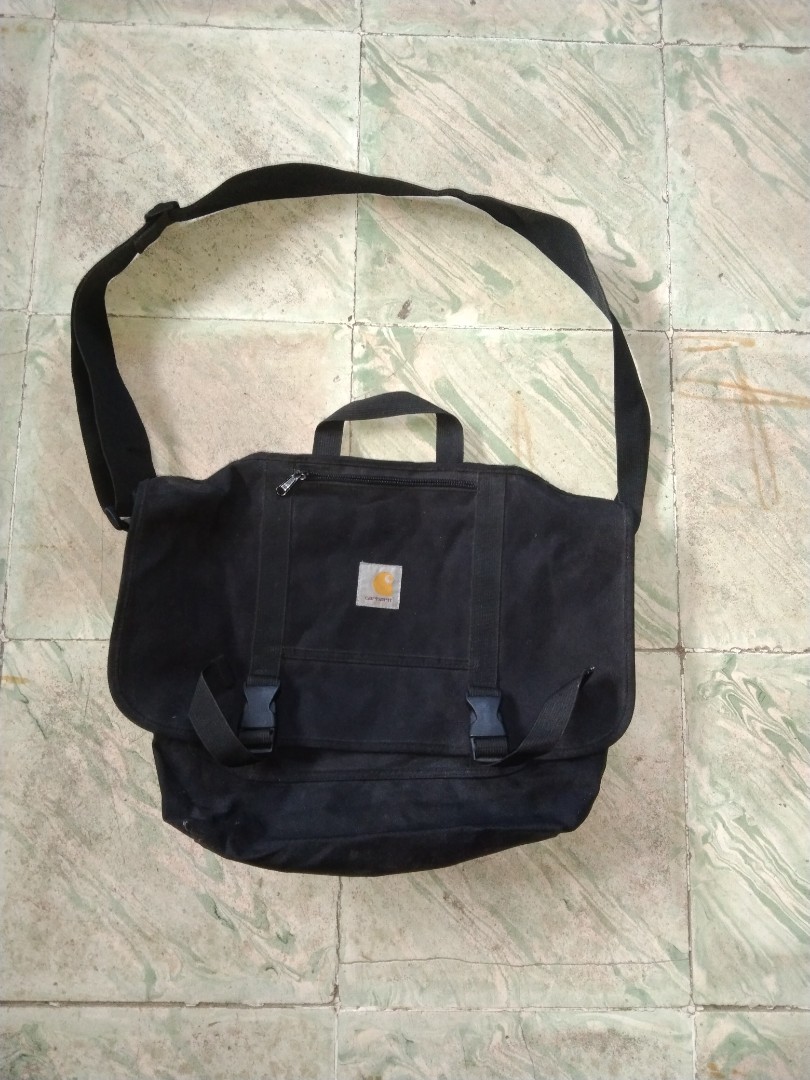 Carhartt Parcel Bag Men s Fashion Bags Briefcases On Carousell carhartt-parcel-bag-men-s-fashion-bags-sling-bags-on-carousell