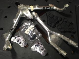 （分類：）位於 。 由 avia3333 提交（商品編號 1129047435，圖片 1）。簡介： 。
